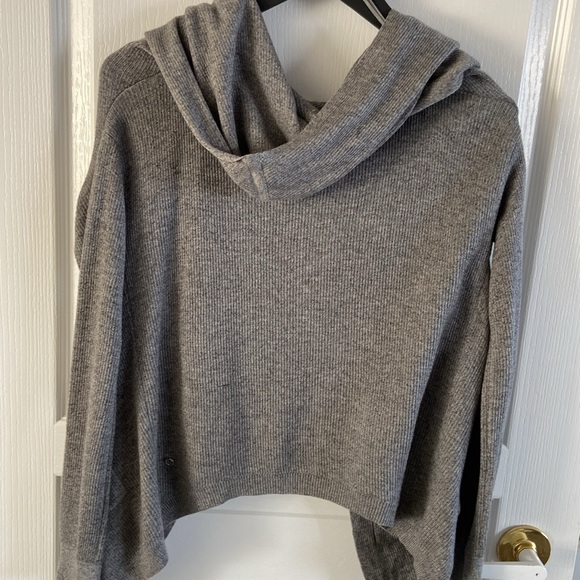 Lululemon Cabin Yogi Wrap Reversible Ribbed Cardigan - Picture 4 of 14